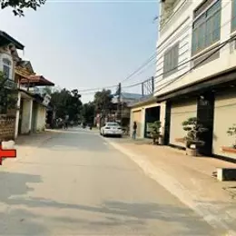 Cần Tiền Xây Nhà Bán gấp lô đất 90m2 ngay mặt trục chính Tân Xã giá 3tỷ5 ôtô đỗ cửa tại Hoà Lạc