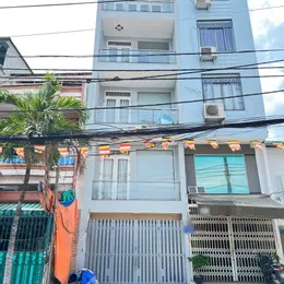 Nhà 5 tầng mặt tiền bờ kè view sông đường Nguyễn Duy P9 Q8. Giá: 11.5 tỷ