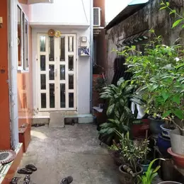 BÁN NHÀ Đ.HOÀNG DIỆU- HIẾM NGANG 4M- CHỈ 3.3T- THÔNG RA TÔN ĐẢN- GẦN TRƯỜNG NGUYỄN TẤT THÀNH.