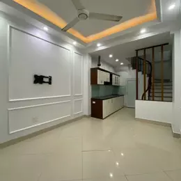 BÁT KHỐI – 5 TẦNG – 34M² – GIÁ 6.5 TỶ – Ở NGAY