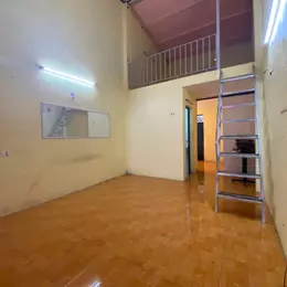 BÁN ĐẤT LÝ SƠN – 70M² – Ô TÔ VÀO NHÀ – TẶNG NHÀ C4 ĐẸP CÓ GÁC XÉP