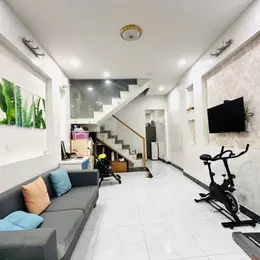 Bán nhà đường số 5, Phường Linh Tây, Thủ Đức, TP HCM. DT 51m2, 2 tầng, SH. Giá 4.93 tỷ