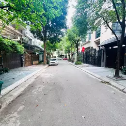 CỰC HIẾM!MẢNH ĐẤT VÀNG TẠI PHÚ DIỄN,KHÔNG QH,OTO TRÁNH,DT:40M,7TY