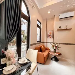CHDV Quận Phú Nhuận , Duy Tân , 90 m2 , Doanh thu 1.2 tỷ , 18.5 tỷ