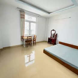 CHO THUÊ PHÒNG FULL NỘI THẤT 35M² – QUỐC LỘ 13, THỦ ĐỨC – ĐỐI DIỆN ĐH LUẬT
