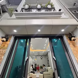 BÁN NHÀ 5 TẦNG-THANG MÁY Phố Nguyễn Sơn-Long Biên 60m2 X13.8 tỷ.