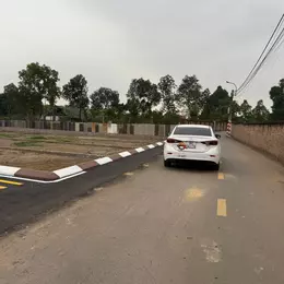 Đất phường tùng thiện sơn tây, trục chính kinh doanh, đường thông