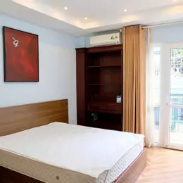 LUXURY APARTMENTS FOR RENT – LY THUONG KIET STREET, CUA NAM WARD, HANOI