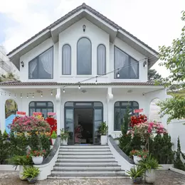 Cho thuê Villa đồi Đa Phú săn mây sân vườn và hồ bơi cực chill 50 triệu/tháng