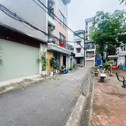 Bán 55m2 nhà C4 Thượng Thanh ngõ thông ô tô đỗ cửa. View công viên thoáng sáng vĩnh viễn
