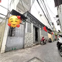🎉 HIẾM NHÀ NGANG LỚN 6.3m2- 46.1M2- CHỈ CÓ 3.8T- Đ.TÔN ĐẢN- THÔNG RA CHỢ 200 Đ.XÓM CHIẾU- KẾ BÊN