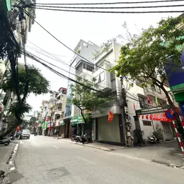 Bán nhà mặt phố Nguyễn Ngọc Nại, Thanh Xuân 70m,3 tầng. Giá: 28 tỷ. LH: 0937158386