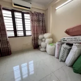 Bán nhà tam trinh 4 tầng dân xây ở ngay SH quay đầu hai bà trưng