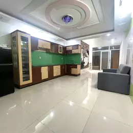 CĂN HỘ DỊCH VỤ FULL NỘI THẤT – TẦNG TRỆT RỘNG RÃI, GẦN SÂN GOLF TÂN SƠN NHẤT