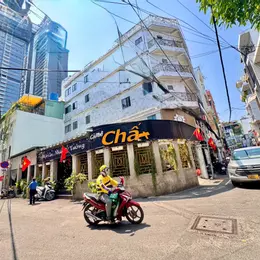 MUA 1 LỜI 2- BÁN TÒA NHÀ 7 TẦNG CÓ HẦM - CĂN GÓC 2 MẶT TIỀN HXH Đ.NGUYỄN TRÃI, P.NGUYỄN CƯ TRINH,