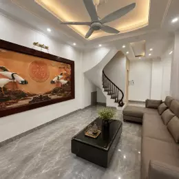 🏡 NHÀ PHỐ THẠCH BÀN – CỔ LINH  42m² x 5 TẦNG  THANG MÁY  Ô TÔ ĐỖ CỬA  14,x TỶ 🏡