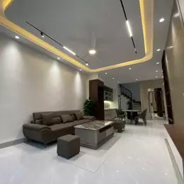 BÁN NHÀ HUỲNH TẤN PHÁT – LONG BIÊN
THANG MÁY FUJI – FULL NỘI THẤT CAO CẤP – NHÀ ĐẸP Ở NGAY
