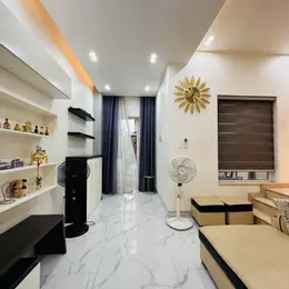 Bán nhà mặt phố Nguyễn Duy Trinh, Thủ Đức, TP HCM. DT 75m2, 4 tầng. Giá 7.8 tỷ.