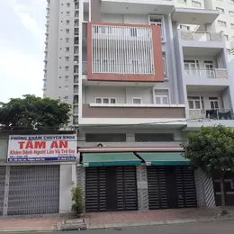 CHÍNH CHỦ BÁN HOẶC CHO THUÊ TÒA NHÀ MẶT TIỀN VỊ TRÍ ĐẸP - BÌNH PHÚ - QUẬN 6