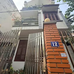 NHÀ THẠCH BÀN – LONG BIÊN - DIỆN TÍCH RỘNG • NGÕ THÔNG • GẦN TRUNG TÂM