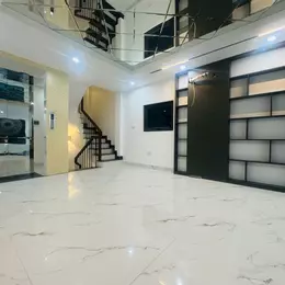 🚨 NHÀ ĐẸP THẠCH BÀN – THANG MÁY – GARA Ô TÔ – FULL NỘI THẤT 🚨