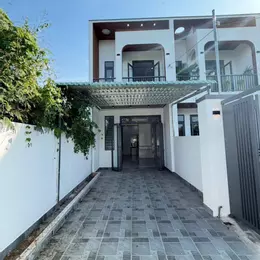 CHỈ 700 TRIỆU NHẬN NHÀ Ở NGAY – CHỦ NGỘP GIẢM SÂU 100TR