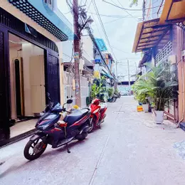 NHÀ GA T3 GẦN TRƯỜNG CHINH, EMART 2, HẺM XE HƠI, DT 50M2, 4 TẦNG + MÁI BTCT, GẤP BÁN
