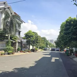 Bán nhà mặt tiền Bùi Tá Hán, Thủ Đức, 160m2 (10x16m), Hầm 3 tầng, 45 tỷ, HDT 50tr