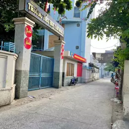 GIẢM MẠNH 200 TRIỆU CÒN 2 TỶ 750 CÒN THƯƠNG LƯỢNG .( giá cũ 2 tỷ 950 ) .

CHỦ GỬI _ BÁN LÔ GÓC _