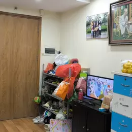 Chủ chuyển nhà cần tiền bán gấp căn 3n2vs ở tân tây đô, hà nội.
Giao thông thuận tiện.