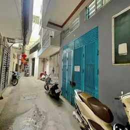 CẦN CHO THUÊ PHÒNG TẦNG 4 TẠI PHỐ CHỢ KHÂM THIÊN - ĐỐNG ĐA - HÀ NỘI.