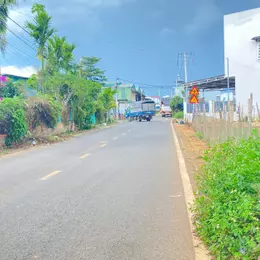 Tổng 4.200m2 ( ngay khu trung tâm sầm uất của đức trọng, lâm đồng )