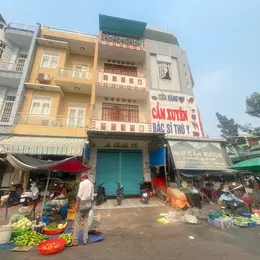 Cho Thuê Nhà Mặt Tiền Ngay Ngã Tư Chợ – Vị Trí Đẹp Tại Hồng Ngự, Đồng Tháp