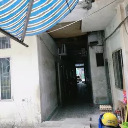 Bán nhà Mặt tiền Nguyễn Hới - giao Kinh Dương Vương, 13,5x38m, Cấp 4 - có 8PN,  29,9 Tỷ.