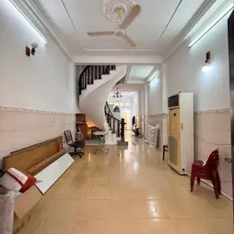 Nhà gần trường học, 4x17, Tùng Thiện Vương, 4 tầng hoàn công chỉ 7 tỷ- 0931172218