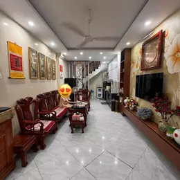 NHÀ ĐẸP CHÍNH CHỦ - GIÁ TỐT - Vị Trí Đẹp Tại Lĩnh Nam, Quận Hoàng Mai, TPHN