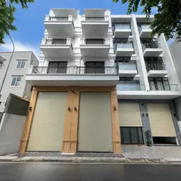 PHỐ HOA LÂM 65M2 NHÀ MỚI XÂY 6 TẦNG THANG MÁY Ô TÔ ĐÕ CỬA