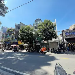 BÁN CĂN NHÀ 3 MẶT TIỀN ĐƯỜNG TRẦN QUANG KHẢI - QUẬN 1 - VỊ TRÍ VÀNG HIẾM CÓ - DT 4M*19M - Liên hệ