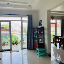 Bán nhà 4 tầng căn góc 3 mặt tiền Lê Hồng Phong và hẽm bên hong 4m - Nha Trang - Dt : 78.3m2, -