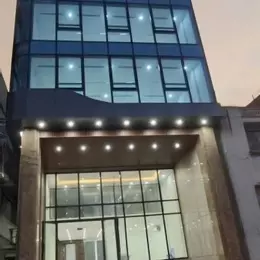 Cho thuê nhà, 94m2- 6T, Trung Hòa, Vũ Phạm Hàm, Trần Kim Xuyến -49 tr