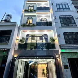 SIÊU PHẨM NHÀ PHỐ THANG MÁY – NGAY BV QUẬN 12 – GIÁ CHỈ 8.25T