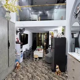 PHỐ NGUYÊN HỒNG - THANG MÁY XỊN - NGÕ THÔNG BA GÁC TRÁNH - NHÀ ĐẸP Ở LUÔN - SÂN CHƠI RỘNG - FULL