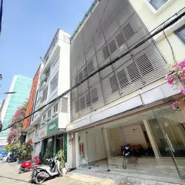 NGANG LỚN 8M*8,5M VUÔNG ĐẸP - BÁN NHÀ 5 TẦNG THANG MÁY MẶT TIỀN HẺM XE HƠI ĐẬU CỬA Đ.NGUYẼN THỊ