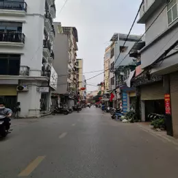66m2 trục chính kinh doanh Trâu Quỳ, GL HN  mt 5m, đường 12m chỉ hơn 12 tỷ.  Lh 0989894845
