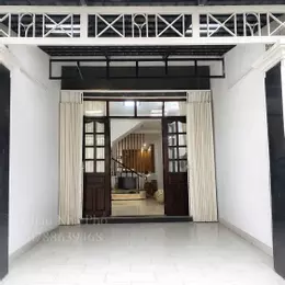 BÁN NHÀ LÂM VĂN BỀN QUẬN 7 – 2 MẶT TIỀN TRƯỚC SAU – XE VF3 ĐẬU CỬA – GIÁ 9,5 TỶ
