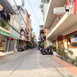 ĐỘC TÔN CHÀO BÁN NHÀ 2 TẦNG MẶT TIỀN HXH Đ.NGUYẼN TRUNG NGẠN, BÊN NGHÉ, QUẬN 1 - DT ĐẸP 7,6M*17M