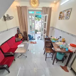 Bán nhà 3 tầng đường Số 8, Linh Trung, Thủ Đức, TP HCM. DT 106m2, sổ hồng riêng, giá 7.5 tỷ.