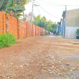 Bán nhà c4 mới xây hẻm cos pha, gần lô 90, đức trọng, lâm đồng