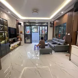 Bán nhà Ngọc Thụy 50m 6 tầng MT4.8m thang máy lô góc ngõ thông giá 15 tỷ