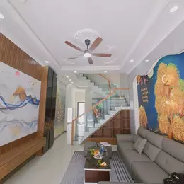 Bán nhà mặt phố đường Lò Lu, Q.9, Thủ Đức, TP HCM. DT 68m2, 4 tầng, sổ hồng riêng, giá 6,95 tỷ.